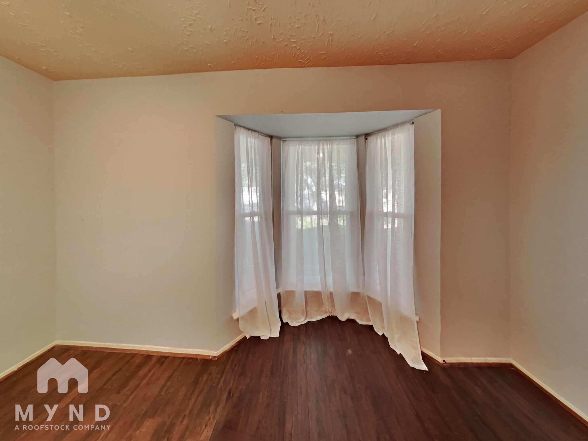 Building Photo - 414 Enfield Dr