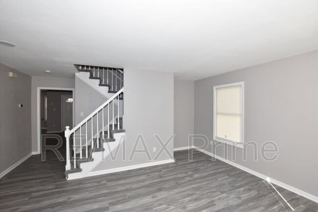 Building Photo - 204 Knell's Ridge Dr