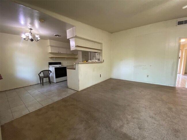 Building Photo - 6107 McKinstry Blvd
