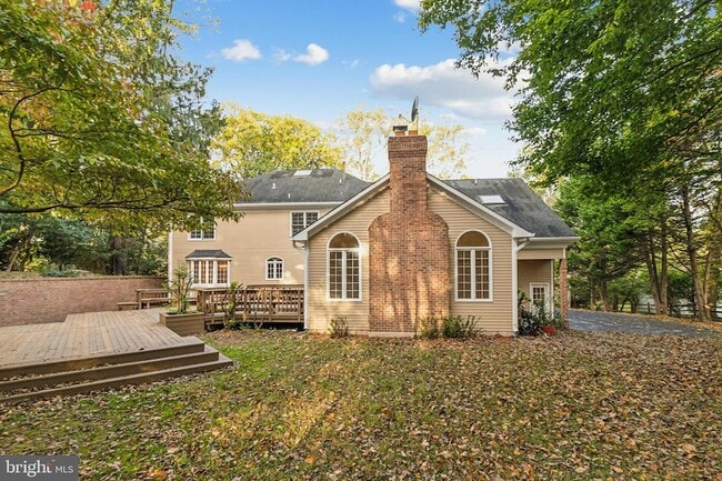 Building Photo - 2527 Hunter Mill Rd