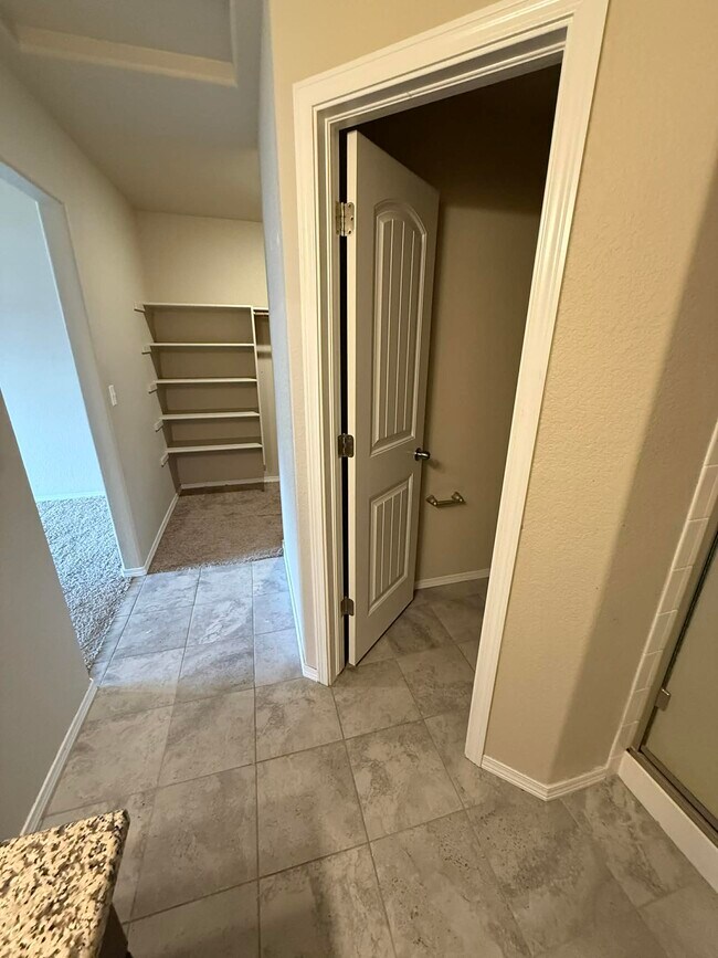 Building Photo - 1745 Flintshire St