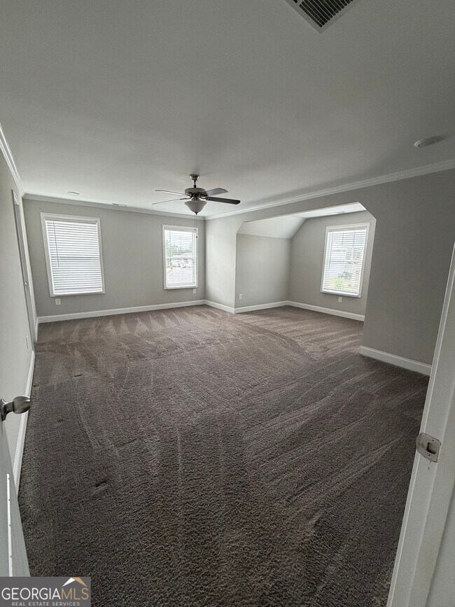 Building Photo - 1120 Riverwalk Manor Dr