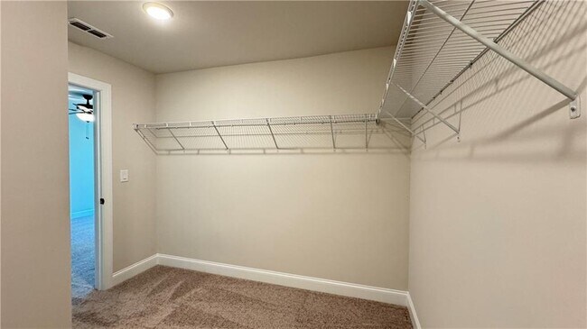 Building Photo - 709 Stickley Oak Way