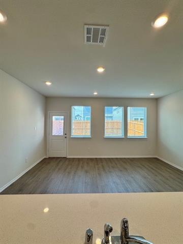 Building Photo - 212 Arbor Dr