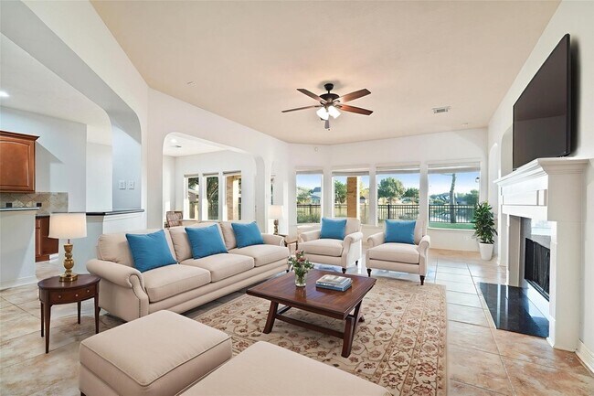 Building Photo - 6915 Monarch Lake Ln