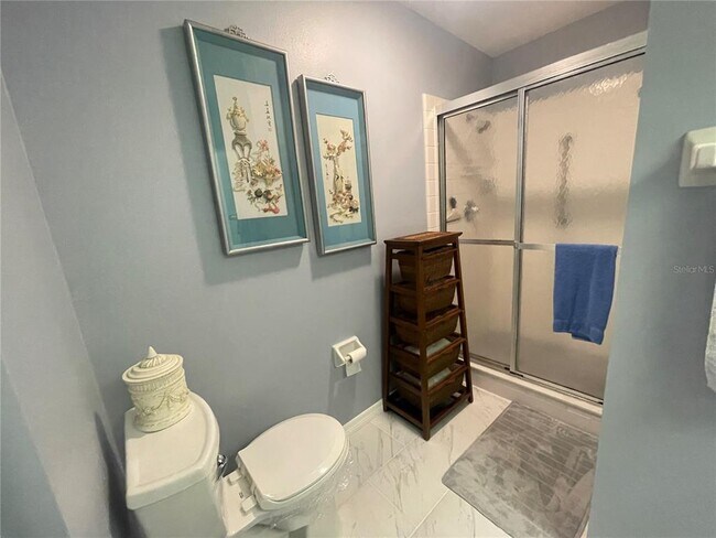 Building Photo - 1715 Atrium Dr