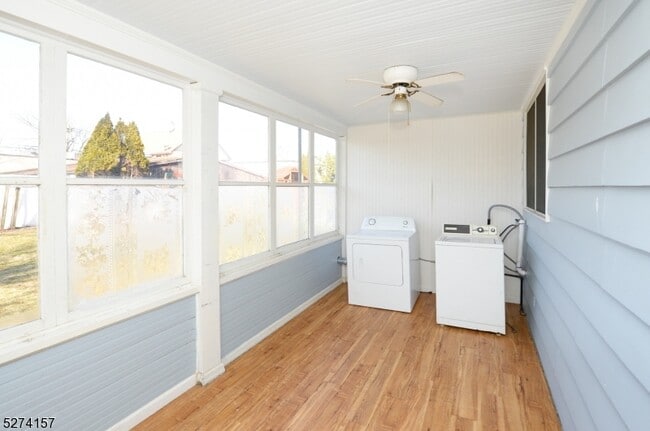 Building Photo - 29 13th Ave