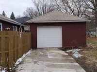 Building Photo - 3 bedroom 1 bath