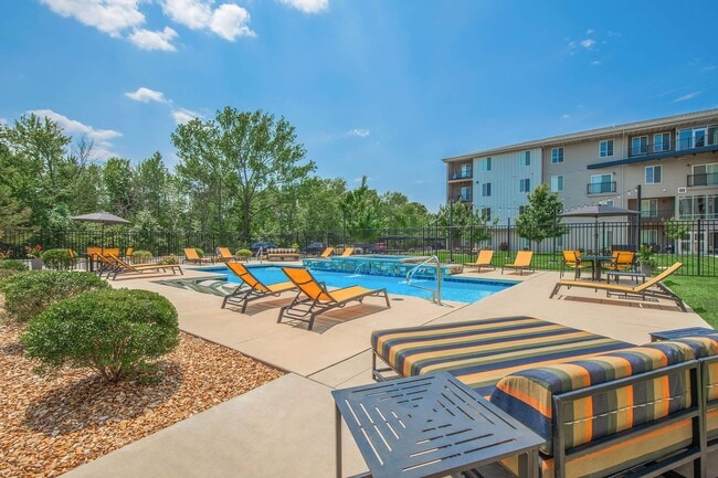 Building Photo - 2621 S Jefferson Ave