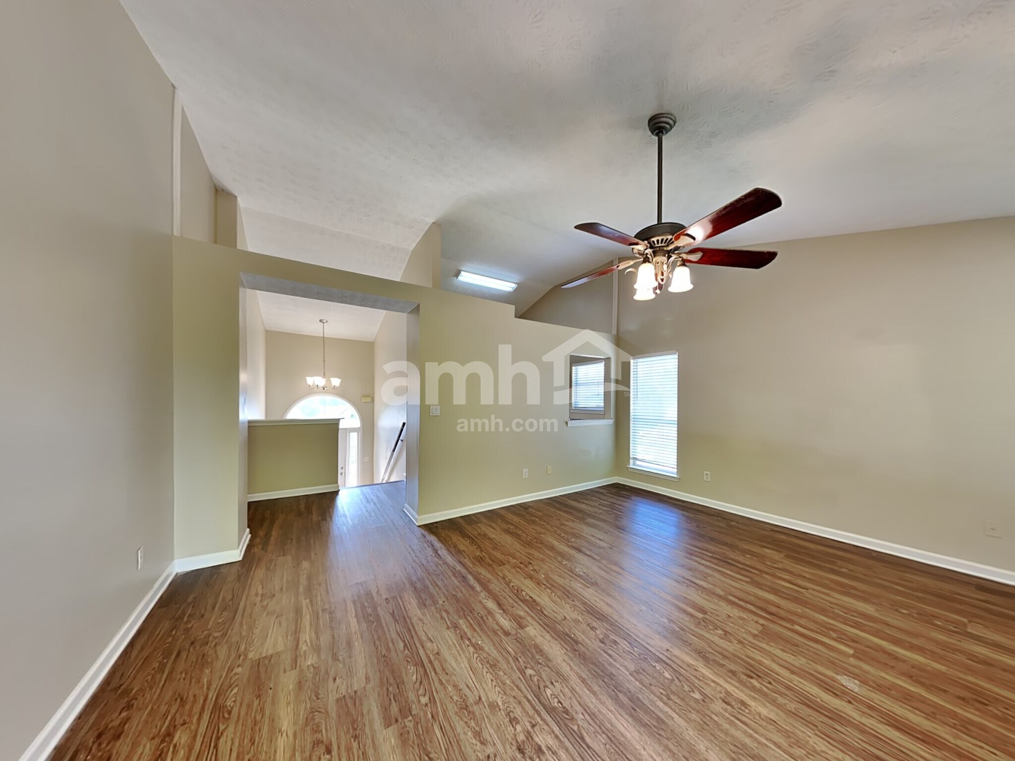 Building Photo - 4170 Monarch Dr