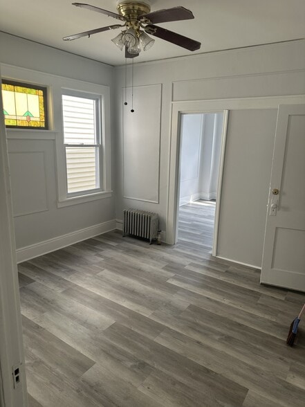 Building Photo - 50 Montrose Ter