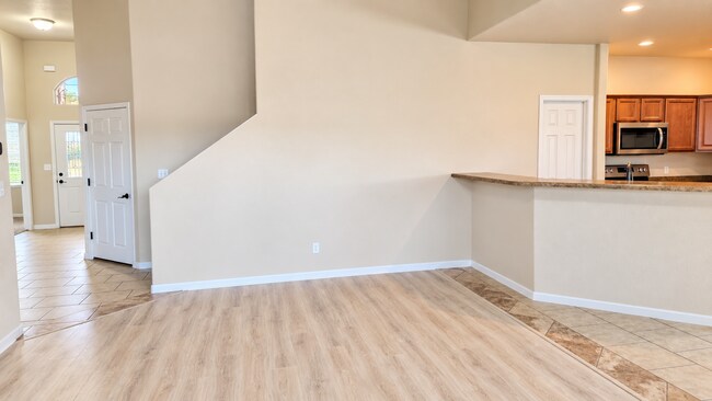 Building Photo - 2990 Lurvey Ln