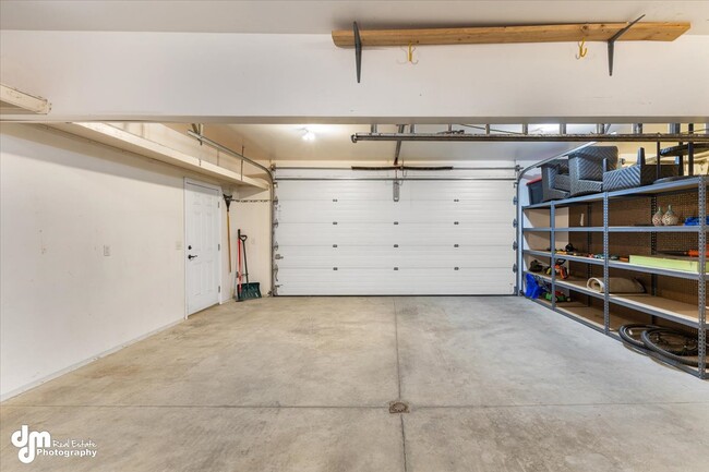 Building Photo - 4051 E Birch View Dr