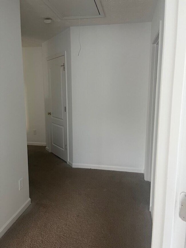 Building Photo - ***Back to School Special*** Waived $350.0...