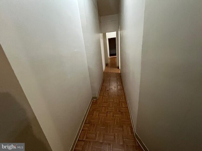 Building Photo - 1709 W Montgomery Ave