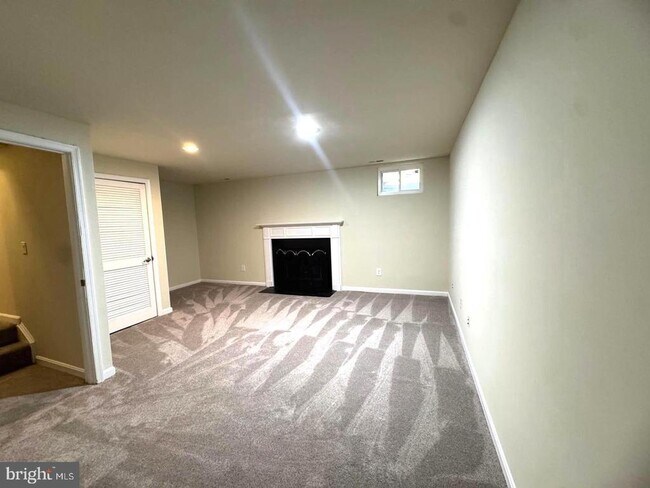 Building Photo - 5316 Ridley Ct