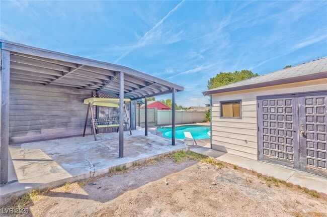 Building Photo - 5243 Orinda Ave