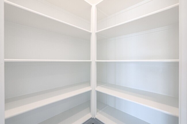 Building Photo - COMING SOON!! HOME IN TOLLESON! 4 BEDROOM 3 BATHROOMS!