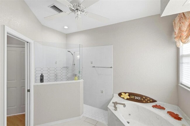 Building Photo - 2499 Silver Palm Rd