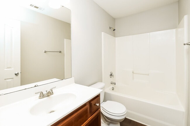 Building Photo - 5028 Magnasco Ln