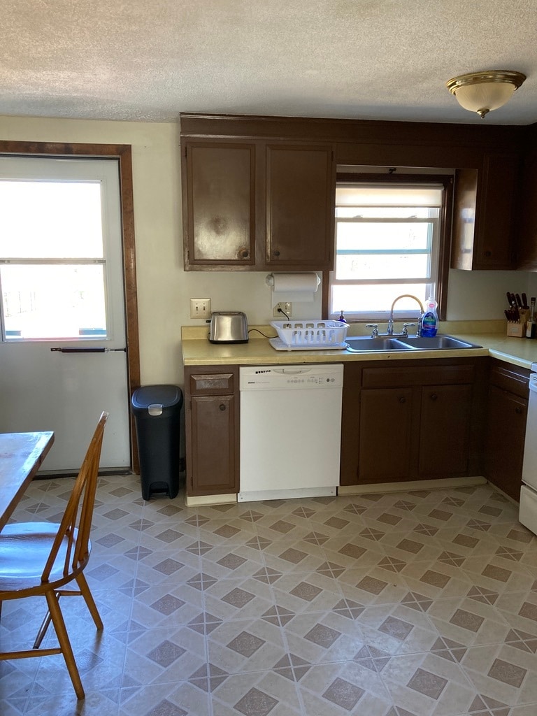 Building Photo - 180 South St