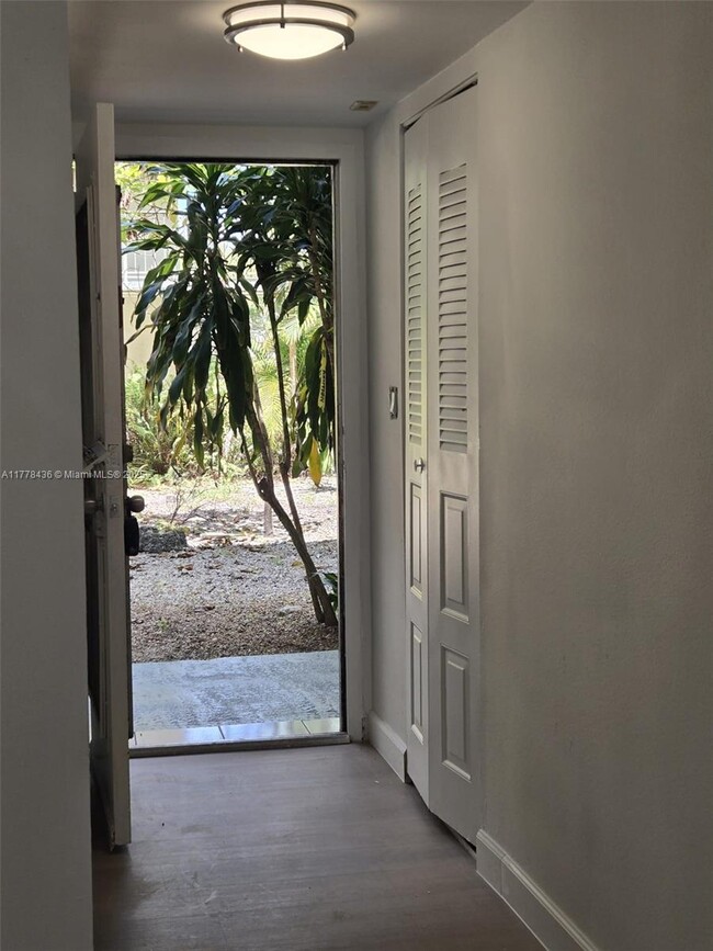 Building Photo - 1810 SW 81st Ave