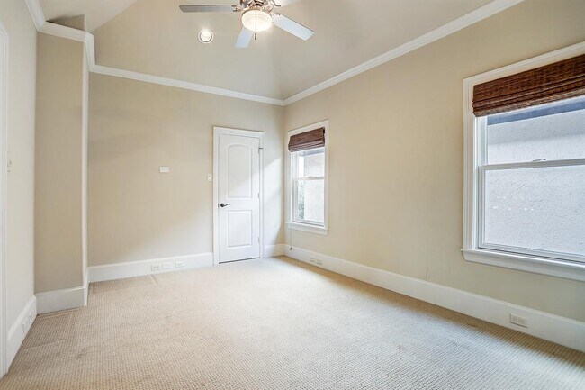 Building Photo - 7711 Pine Ridge Terrace Rd