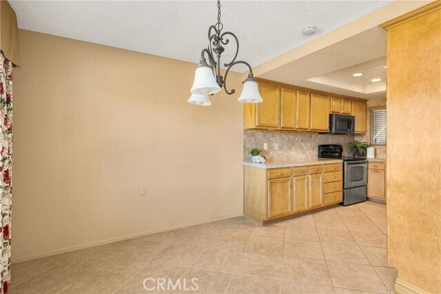 Building Photo - 2286 Via Puerta