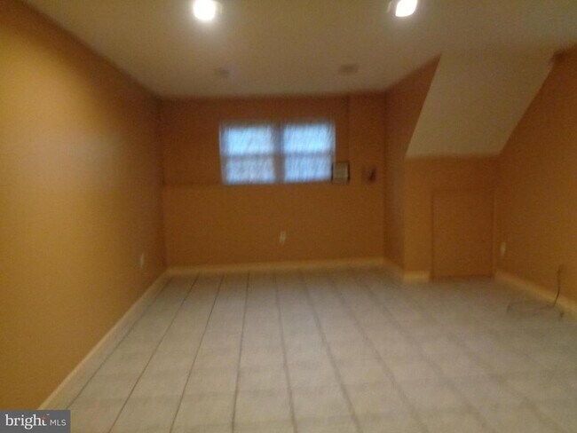 Building Photo - 4020 Rustico Rd