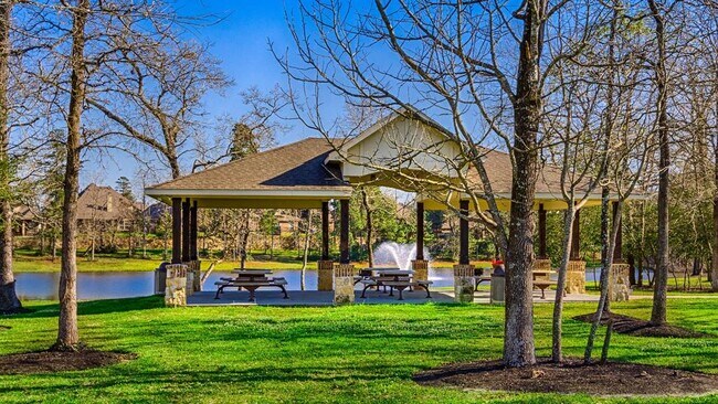 Building Photo - 1515 Holly Chase Ct