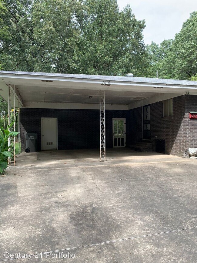 Building Photo - 2 br, 2 bath House - 3610 East Thomas Gree...