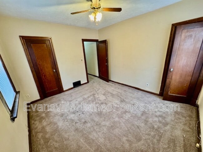 Building Photo - 313 Maxwell Ave