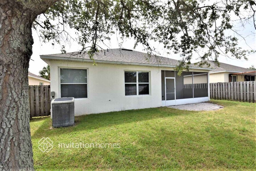 Building Photo - 3427 Mt Carmel Ln
