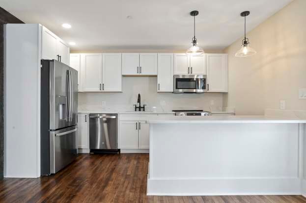 Building Photo - 302 N Mildred St