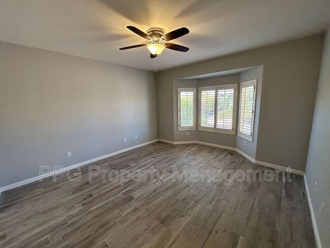 Building Photo - 16536 W Rock Springs Ln