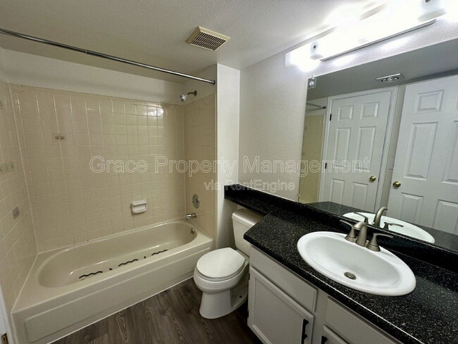 Building Photo - 4899 S Dudley St