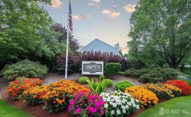 Primary Photo - 2015 Aspen Dr