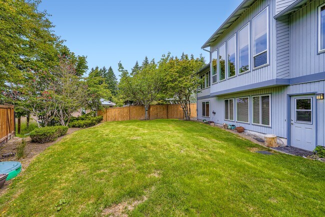 Building Photo - 14935 73rd Ave NE