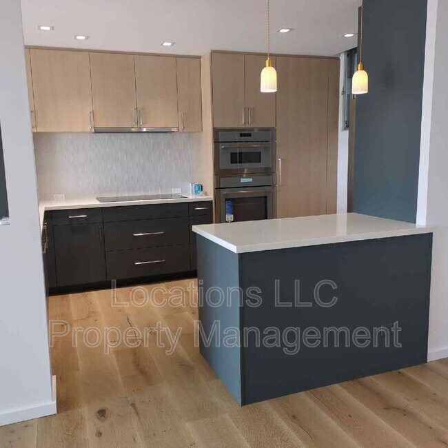 Building Photo - 999 Wilder Ave