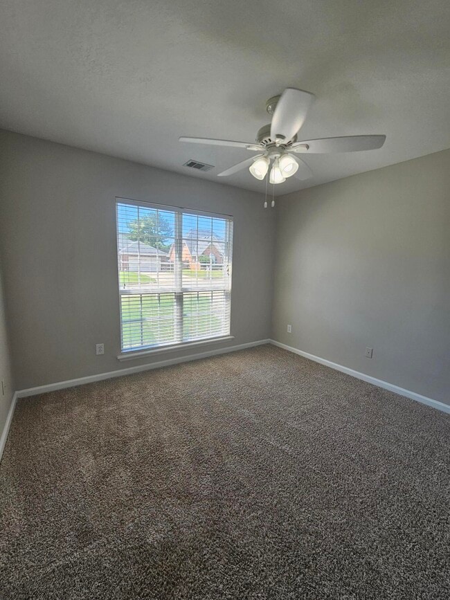 Building Photo - 909 Prairie Pass