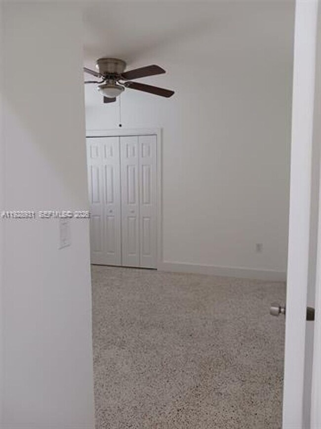 Building Photo - 9228 SW 37th St