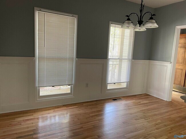 Building Photo - 108 Suffolk Dr