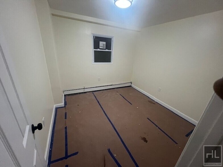 Building Photo - SPRINGFIELD BLVD