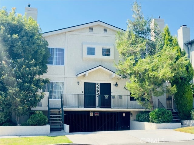 Building Photo - 525 E Verdugo Ave