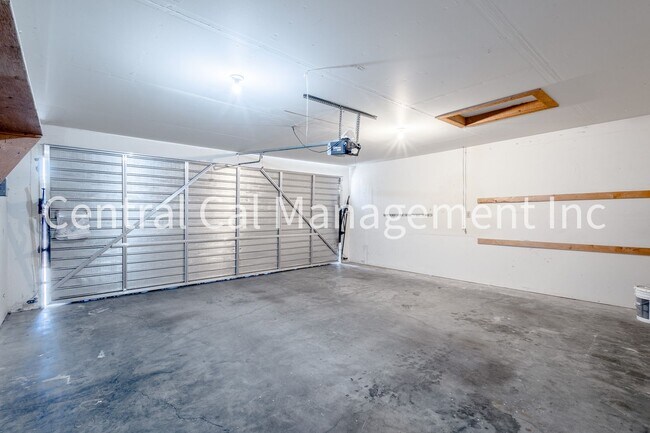 Building Photo - 4207 Eton St
