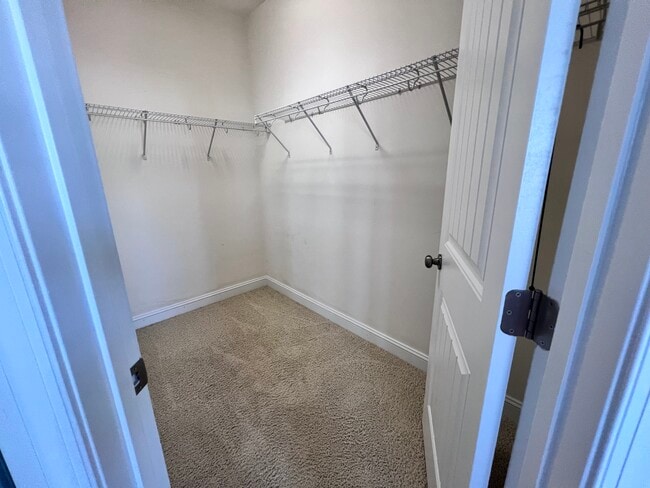 Building Photo - 1214 Alston Forest Dr