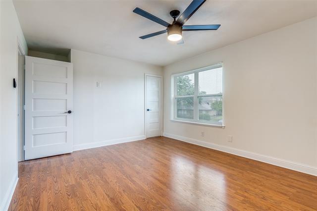 Building Photo - 301 Towne House Ln