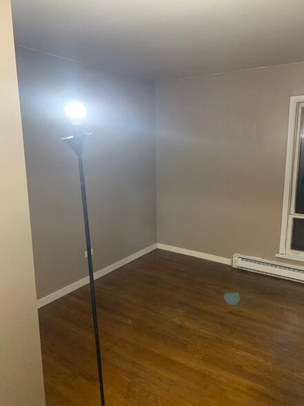 Building Photo - 2138 Hebron Ave