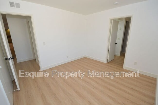 Building Photo - 13515 W Telegraph Rd