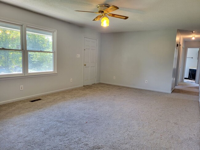 Building Photo - 3 bedroom home in Maiden
